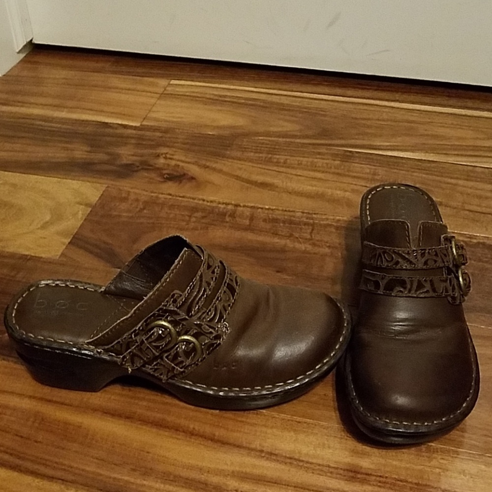 Clogs